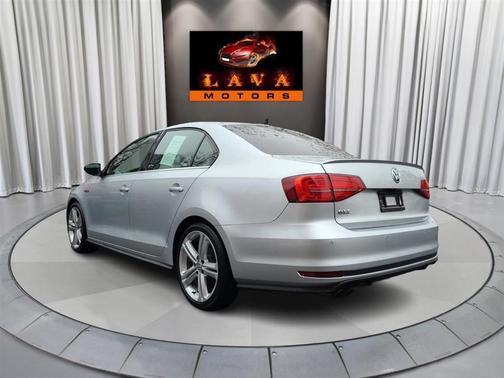 2016 Volkswagen Jetta 2.0T GLI SE