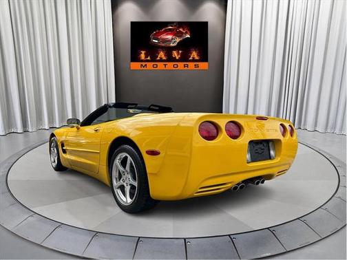 2003 Chevrolet Corvette Base