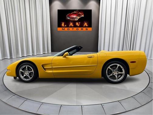 2003 Chevrolet Corvette Base