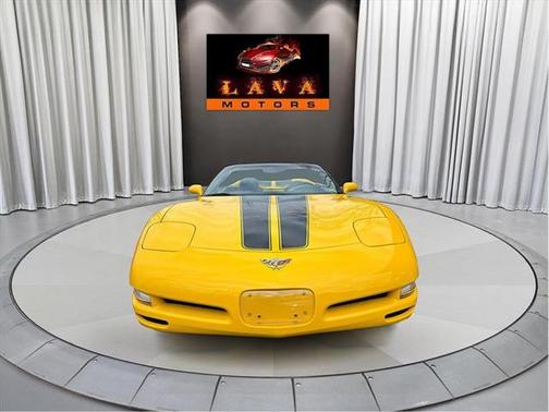 2003 Chevrolet Corvette Base