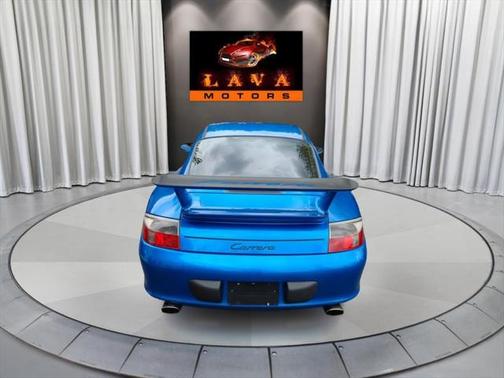 2004 Porsche 911 Carrera