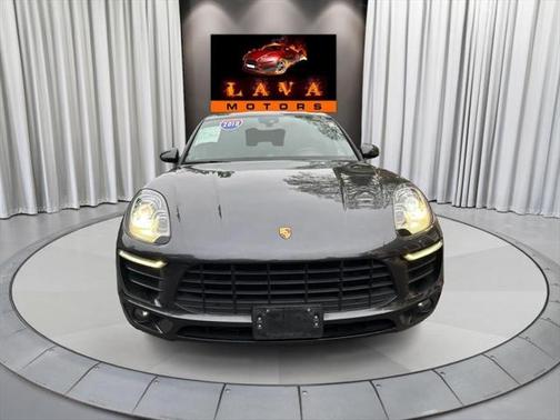 2018 Porsche Macan Base