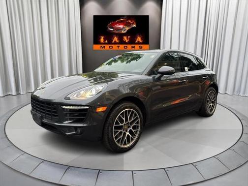 2018 Porsche Macan Base