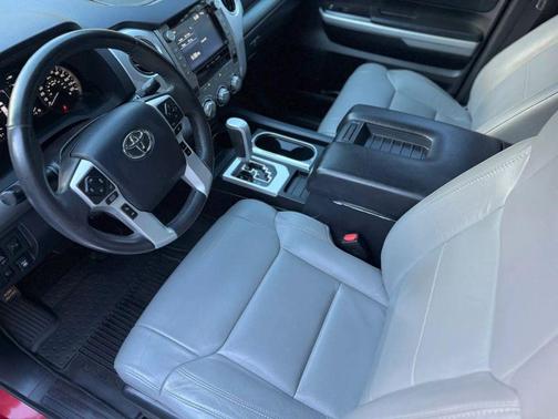 2020 Toyota Tundra SR5