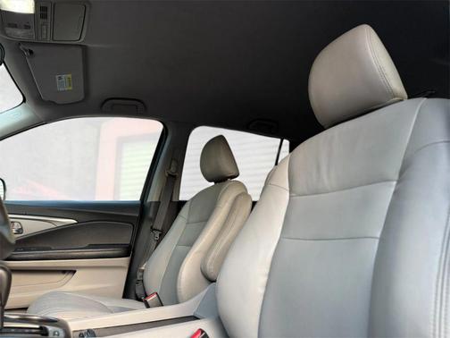 2016 Honda Pilot EX
