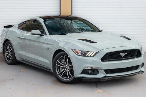 2017 Ford Mustang GT Premium