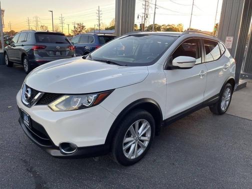 2017 Nissan Rogue Sport SV