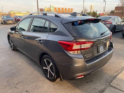 2019 Subaru Impreza 2.0i Premium