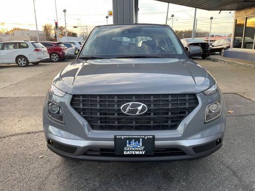 2021 Hyundai VENUE SE