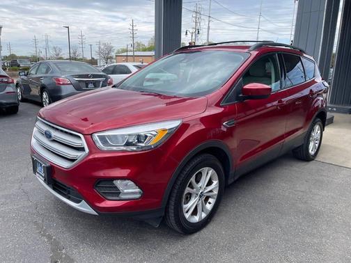 Ruby Red Metallic Tinted Clearcoat 2018 Ford Escape SEL