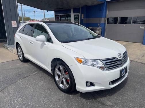Blizzard Pearl 2010 Toyota Venza Base