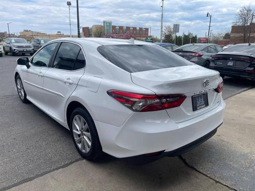 Ice Cap 2023 Toyota Camry LE