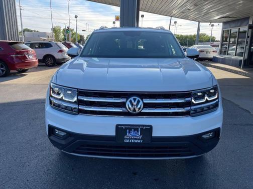 Pure White 2019 Volkswagen Atlas 3.6L SE