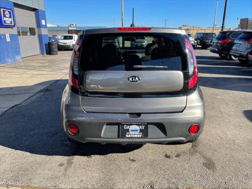 2018 Kia Soul Base