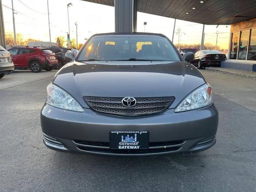 2002 Toyota Camry LE V6