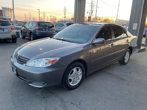 2002 Toyota Camry LE V6