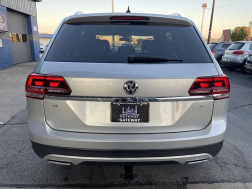 Reflex Silver Metallic 2019 Volkswagen Atlas 3.6L SE