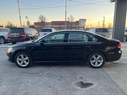 2015 Volkswagen Passat 1.8T Limited Edition