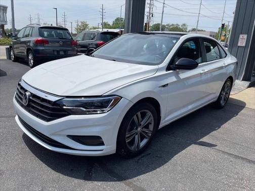 2020 Volkswagen Jetta 1.4T R-Line