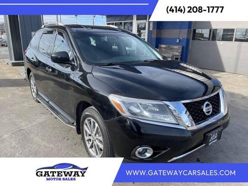 2016 Nissan Pathfinder SV