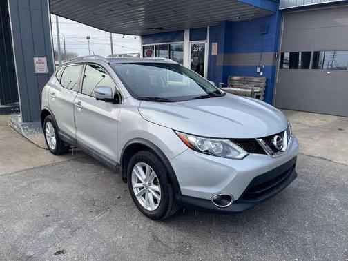 2017 Nissan Rogue Sport SV