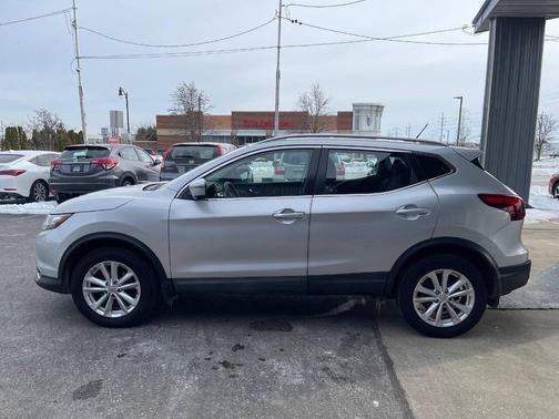 2017 Nissan Rogue Sport SV