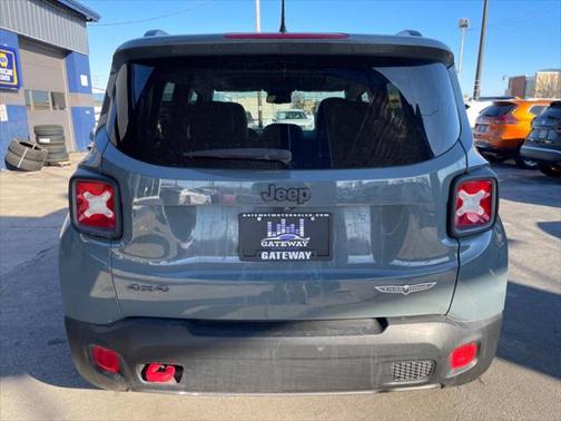 2017 Jeep Renegade Trailhawk