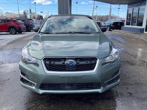 2016 Subaru Impreza 2.0i