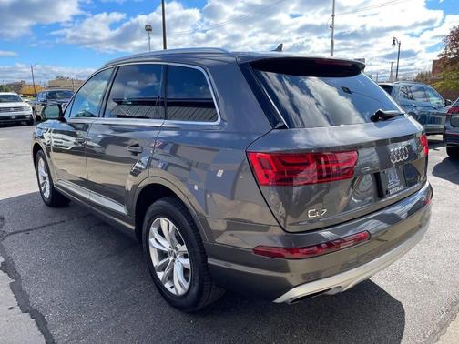 2019 Audi Q7 55 Premium
