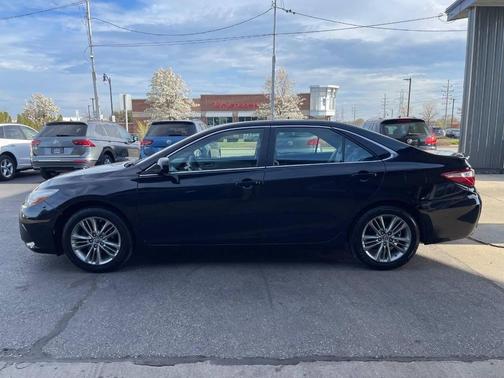 2015 Toyota Camry SE