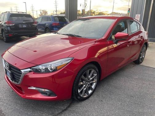 2018 Mazda Mazda3 Touring