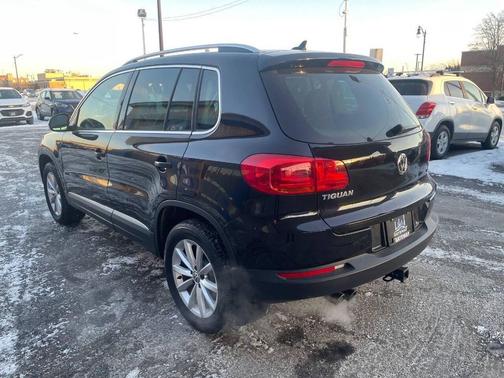 2017 Volkswagen Tiguan 2.0T Wolfsburg Edition