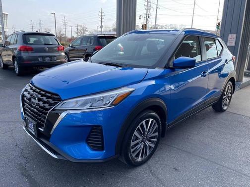 2023 Nissan Kicks SV