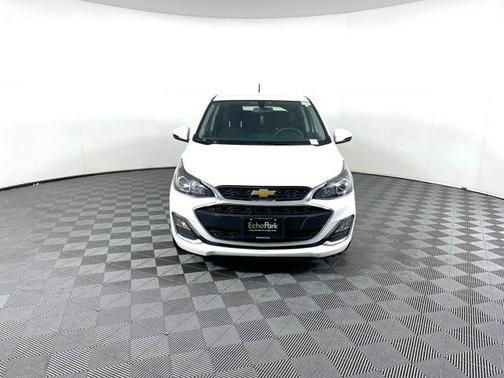 Photo 2 of 33 of 2020 Chevrolet Spark 1LT