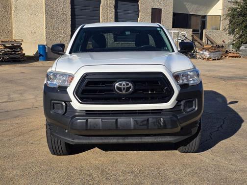 2020 Toyota Tacoma SR