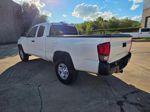 2020 Toyota Tacoma SR