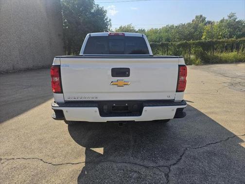2017 Chevrolet Silverado 1500 2LT