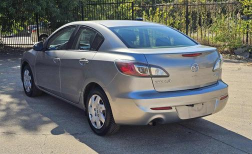 2013 Mazda Mazda3 i Sport