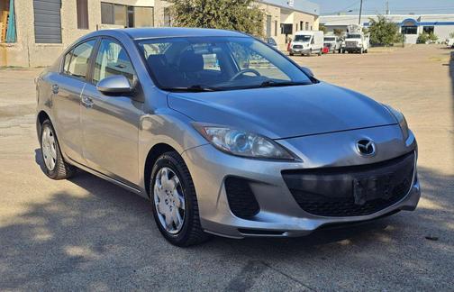 2013 Mazda Mazda3 i Sport