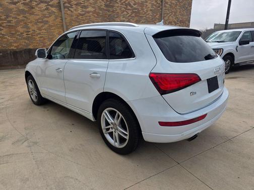 2016 Audi Q5 2.0T Premium Plus