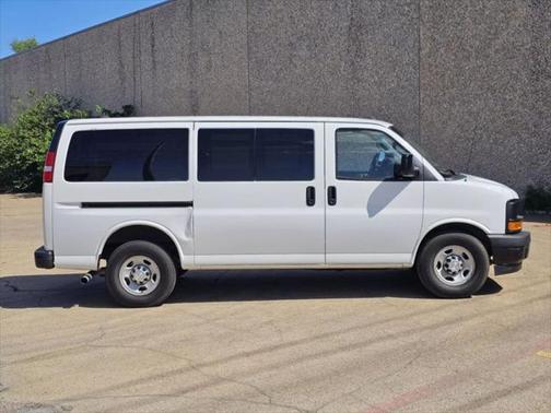 2017 Chevrolet Express 2500 Work Van