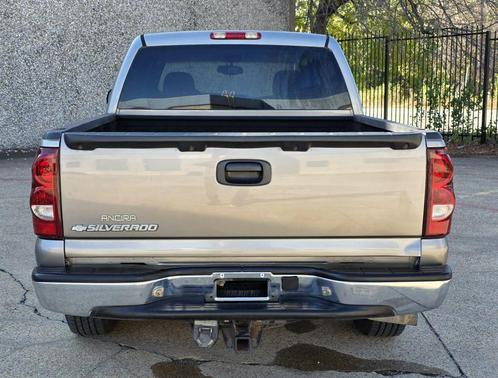 2006 Chevrolet Silverado 1500 LS Crew Cab