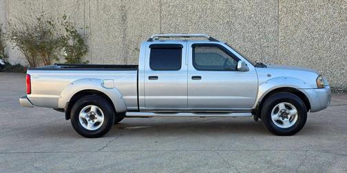 2002 Nissan Frontier SE Crew Cab
