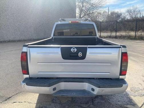 2002 Nissan Frontier SE Crew Cab