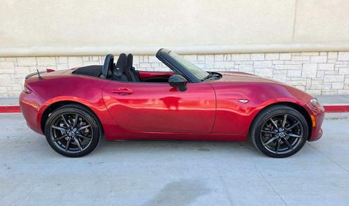 2016 Mazda MX-5 Miata Club