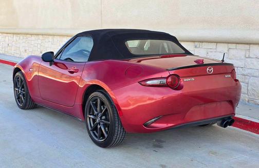 2016 Mazda MX-5 Miata Club