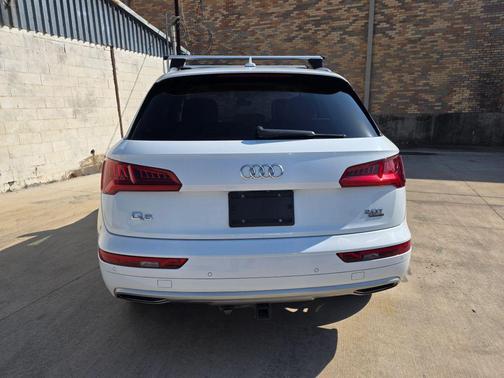 2018 Audi Q5 2.0T Tech Premium