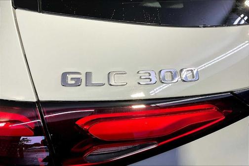 2026 Mercedes-Benz GLC 300 Base 4MATIC