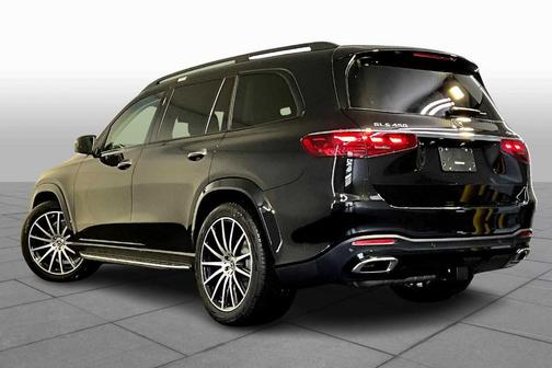 2026 Mercedes-Benz GLS 450 