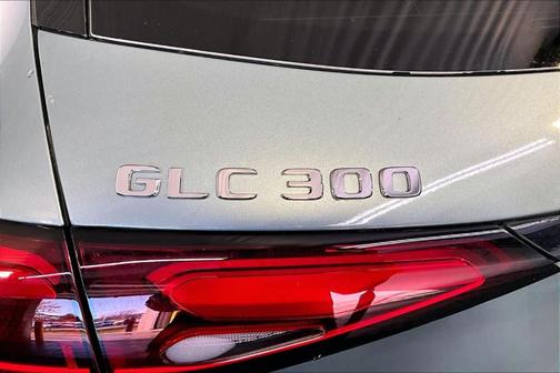 2026 Mercedes-Benz GLC 300 Base 4MATIC